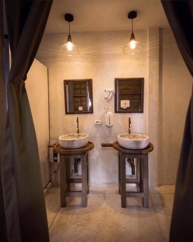Canale Hostel Бангкок Екстер'єр фото